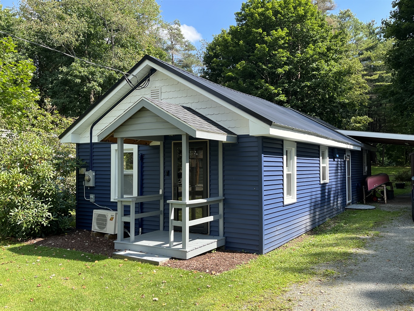 Smitty's Lake House