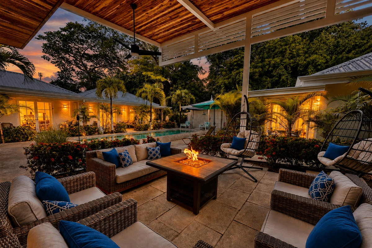 Outdoor living with firepit