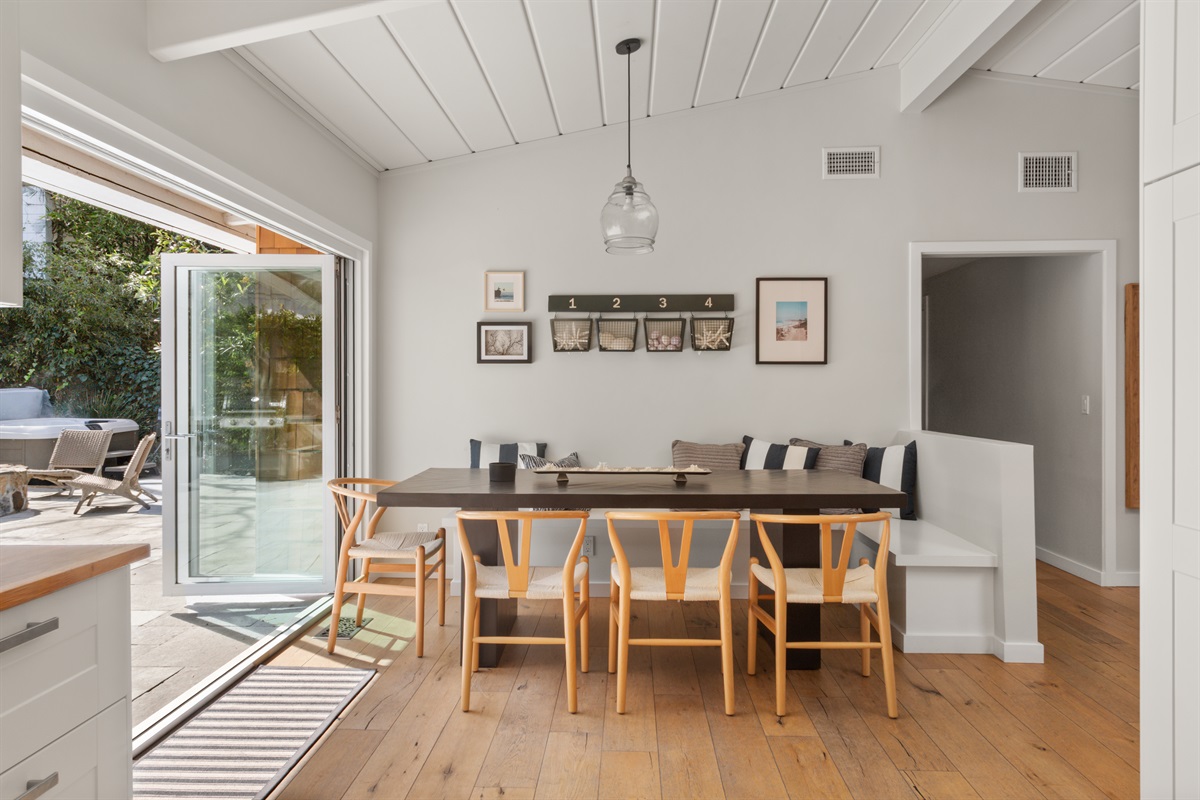 Dining inside or out