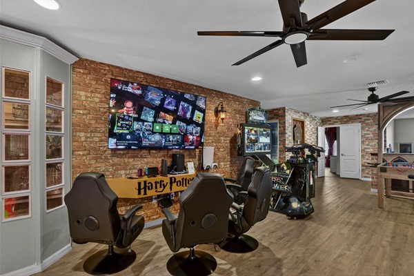 Play Playstation 5, Xbox and Nintendo Switch On The Big Screen