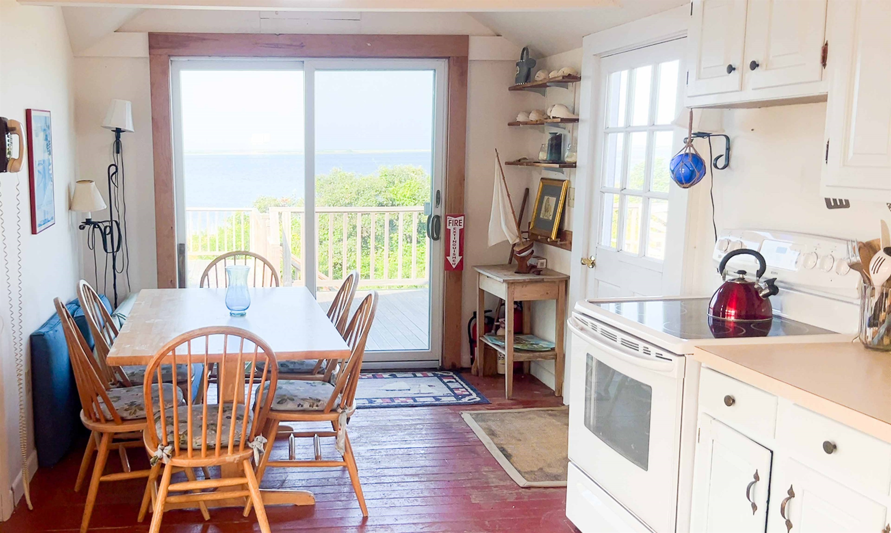Cottage Dining Area
