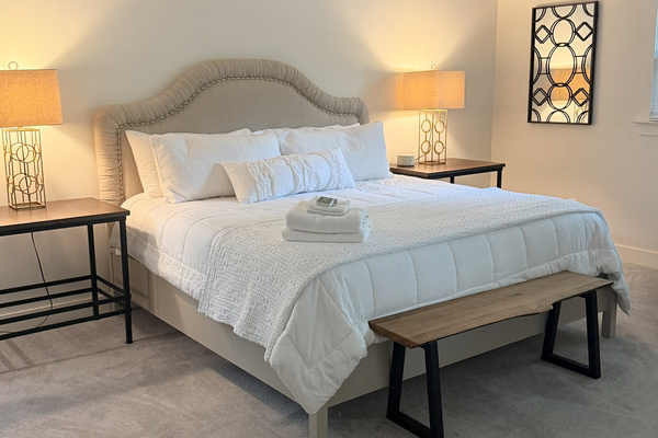 Upstairs King Master BR with Ensuite Bath