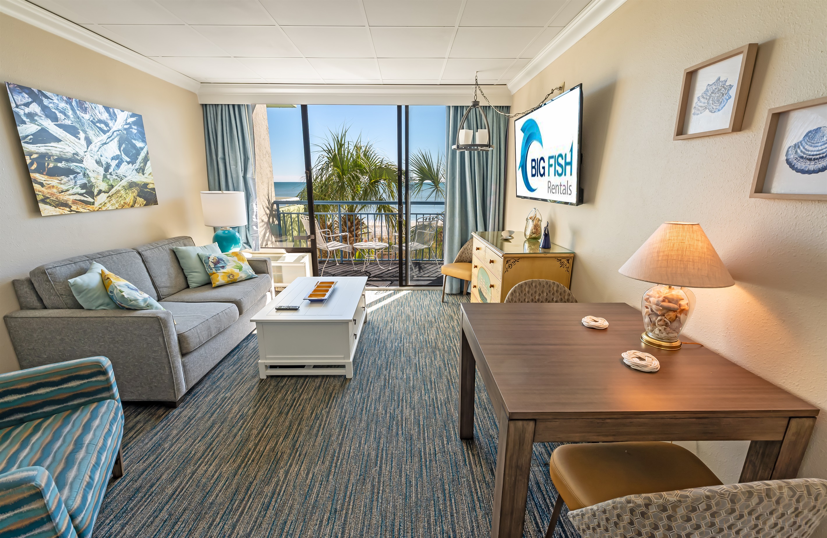 1BR New Oceanfront with Heated Pools, Coral Beach! 2