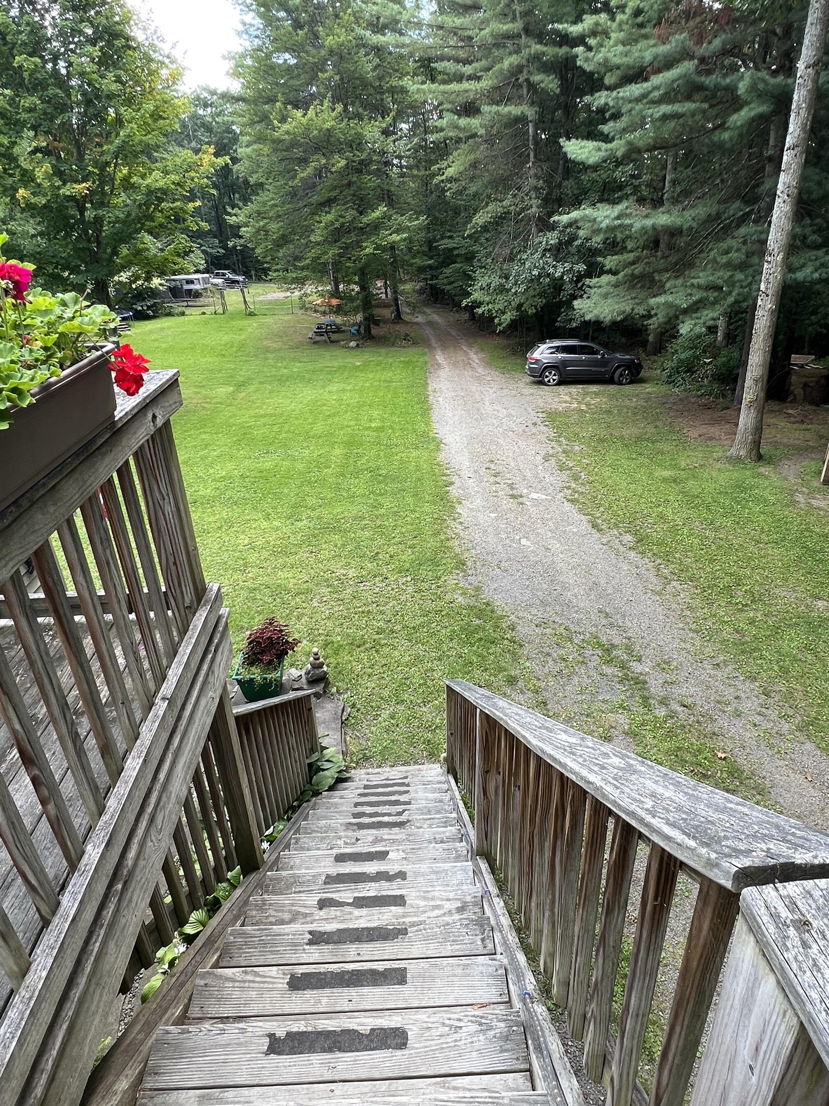 Highview Room - view of lawn from balcony