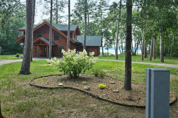 Space for yard games in the front or back. Set up the portable pickleball court in the front driveway or enjoy a morning walk around the area to take in the views