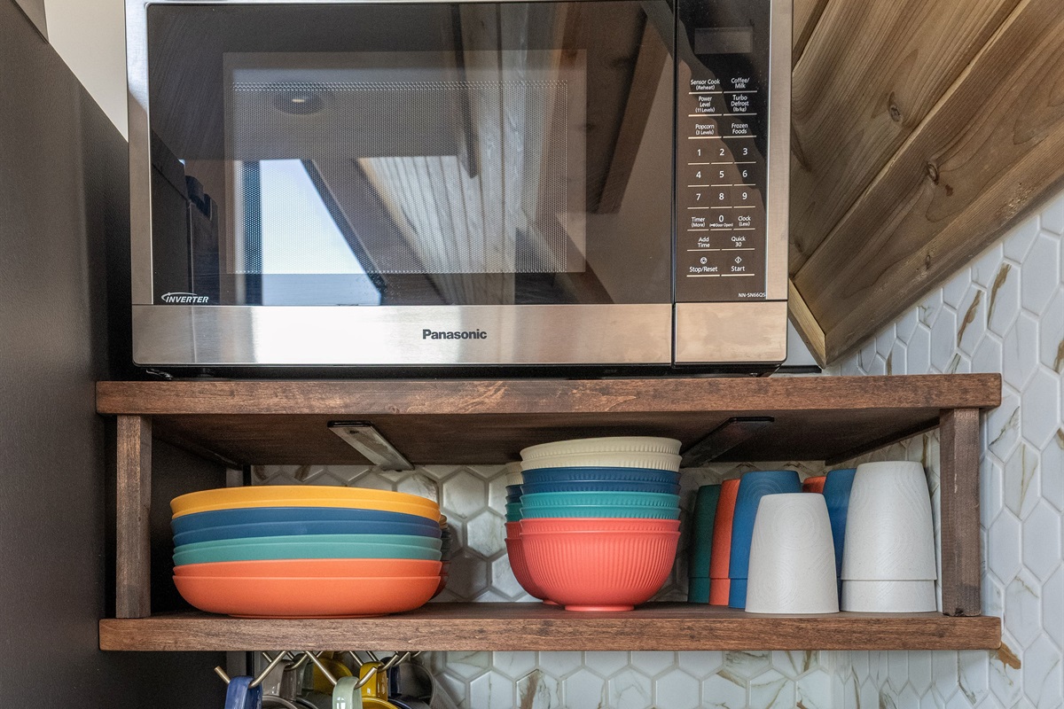 Outdoor Dinner Ware