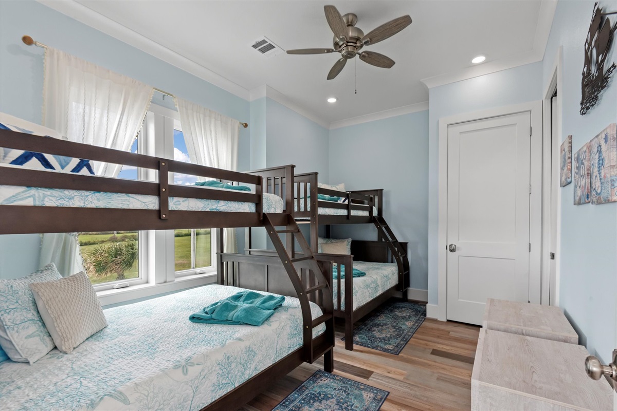 a6f93fe2ad8340848641ed056c957aad Large | Beachhouse | Texas | TX | Vacation Homes | Galveston | Crystal Beach | Kokomo | Breezy Days | Beachfront Elegance | Sunrise Serenity | Southern Sands Property Management, LLC