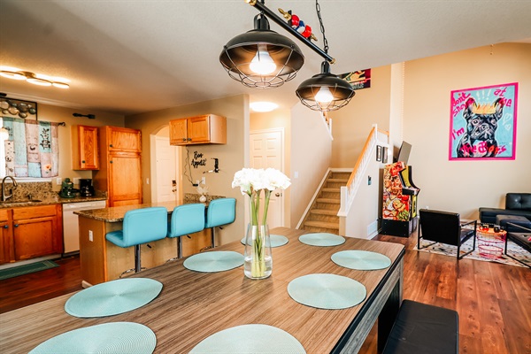 Create Memorable Dining Moments with Family and Friends