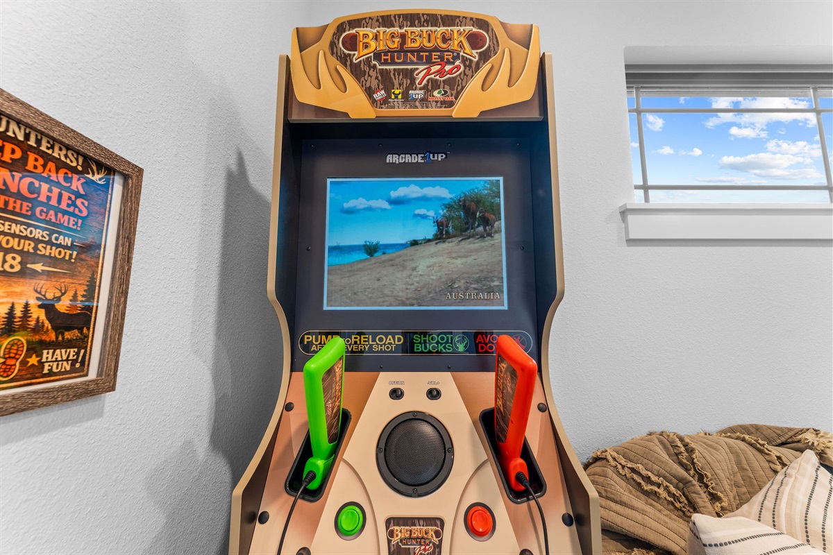 Buck Hunter is a classic arcade game. We hope you enjoy it!
