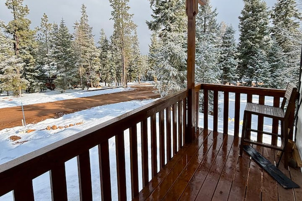 View from the front deck, a perfect place for Star-gazing 