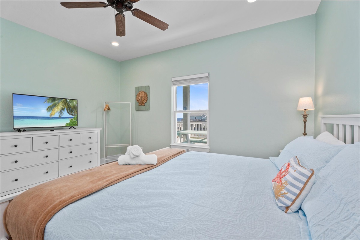 a71e565b78b14a049a2b2812c4027378 Large | Beachhouse | Texas | TX | Vacation Homes | Galveston | Crystal Beach | Kokomo | Breezy Days | Beachfront Elegance | Sunrise Serenity | Southern Sands Property Management, LLC