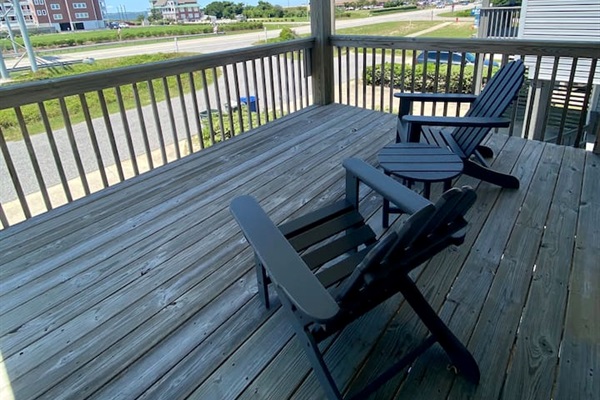 2nd Floor deck with sound views. AMAZING sunsets! Access from 2nd floor king bedroom.