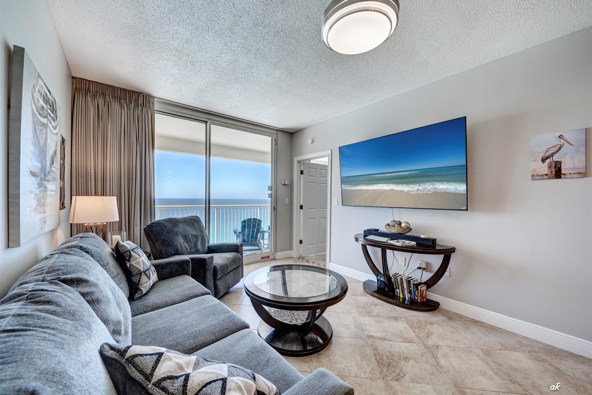 Living room w/75" smart TV