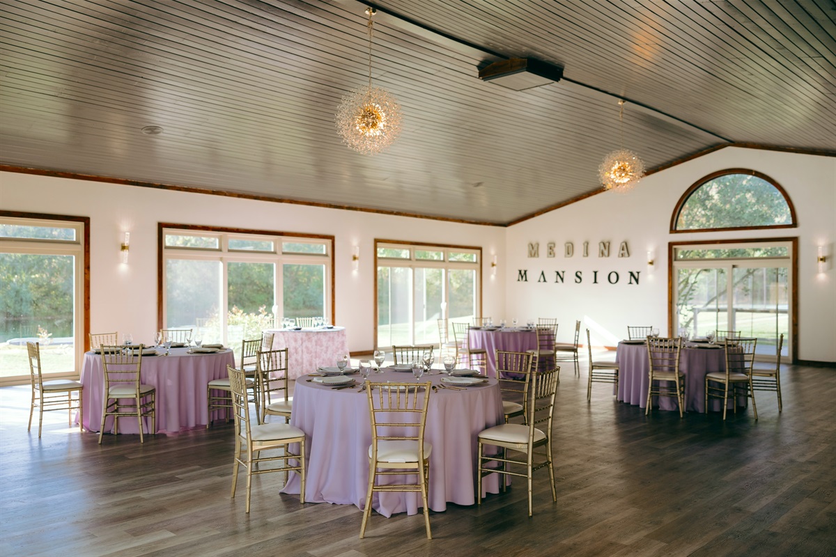 Host your dream event and sleep 24 guests!