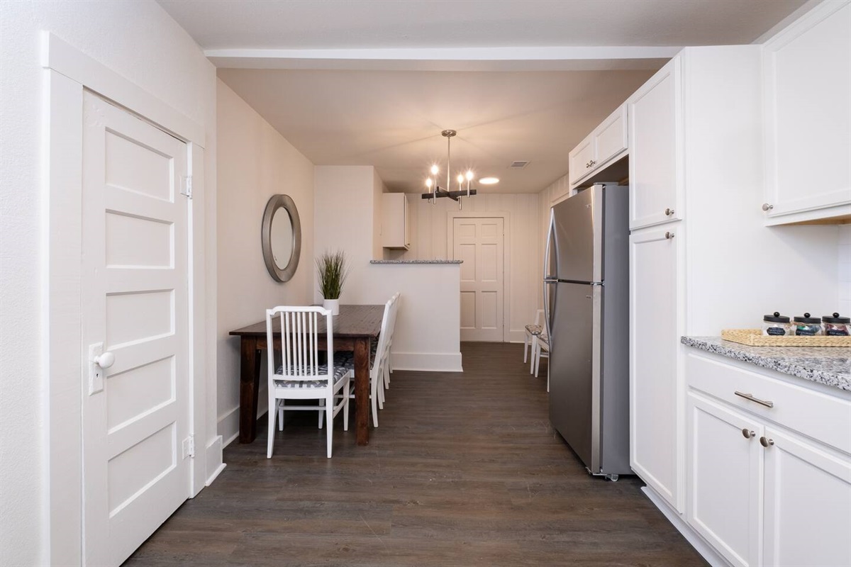 The Little Gray House in Capitol View Overnight Digs