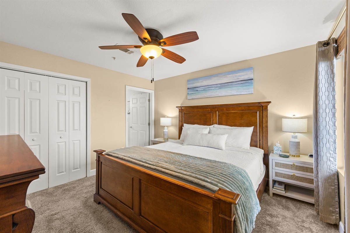 Bedroom | King Bed | Free WiFi | En-Suite Bathroom