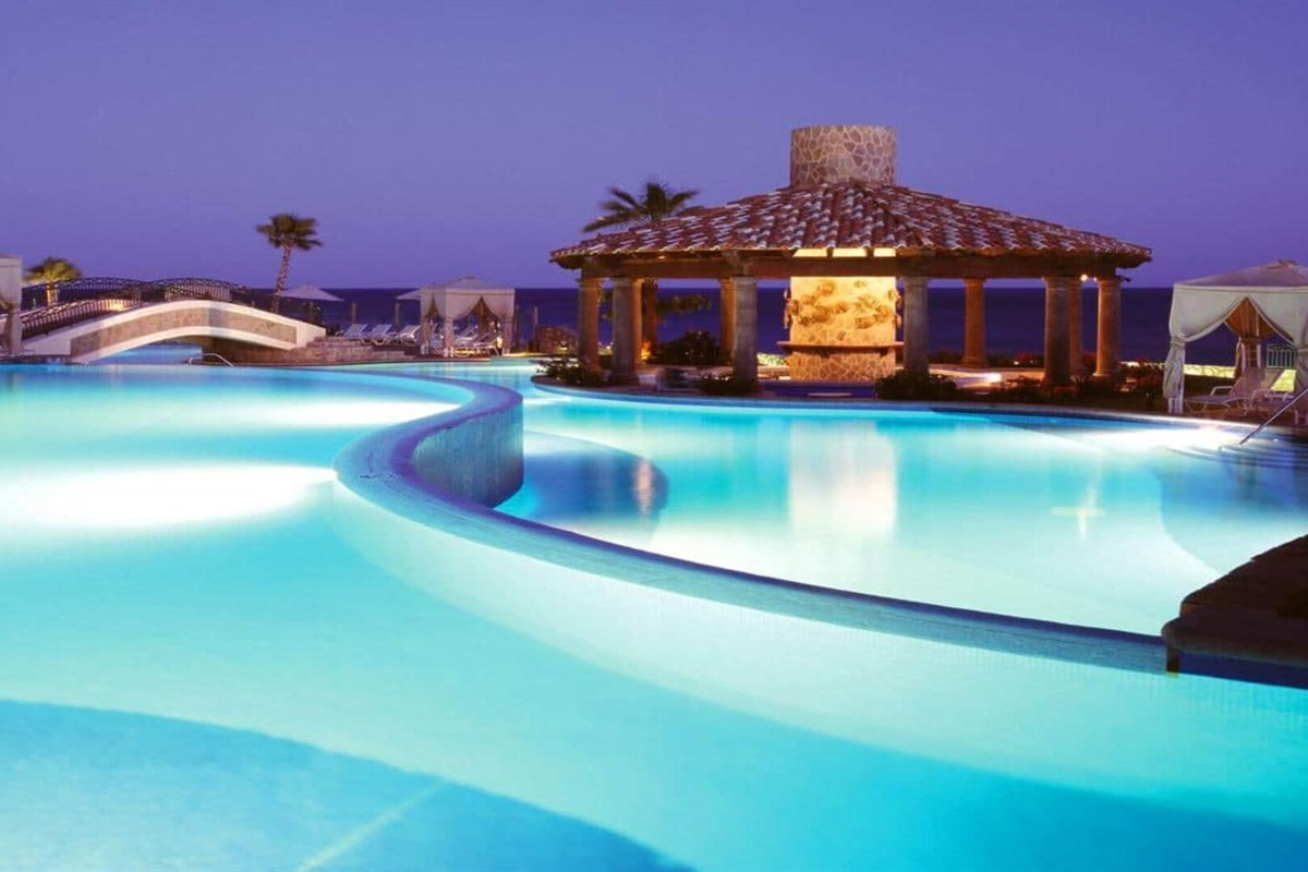 Pools and Beach at Pueblo Bonito Sunset Beach, Vacation Travel Exclusives