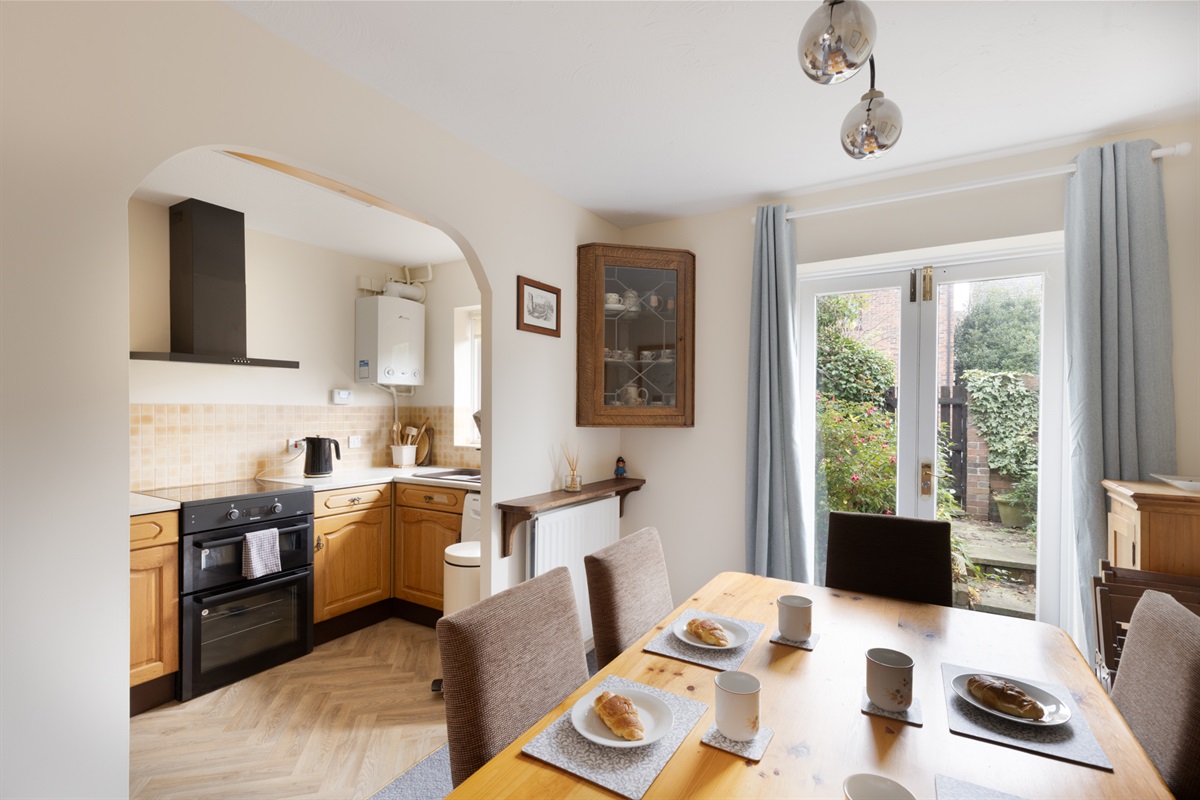 Dining/Kitchen