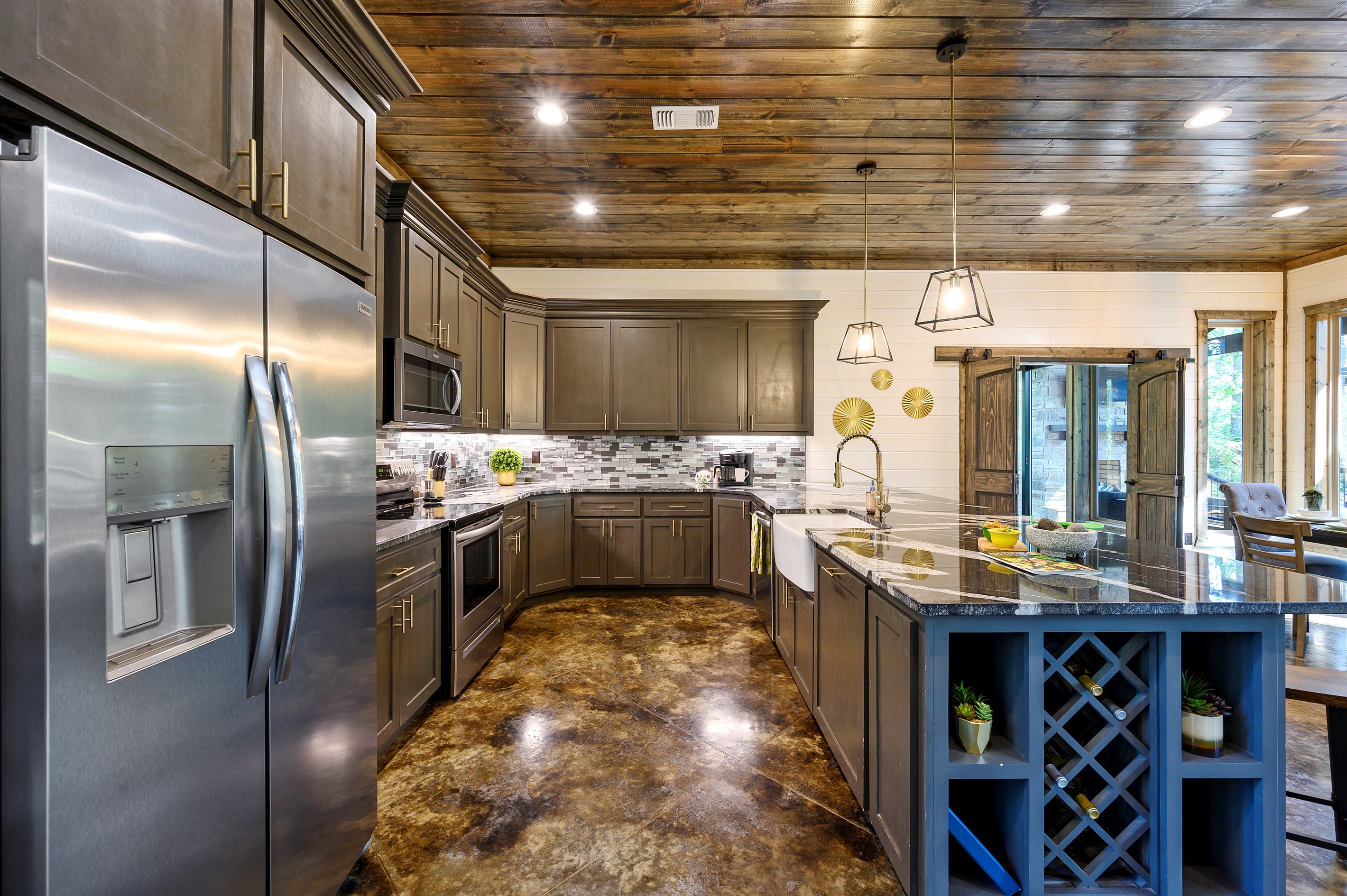 Fully equipped kitchen with ample space for cooking