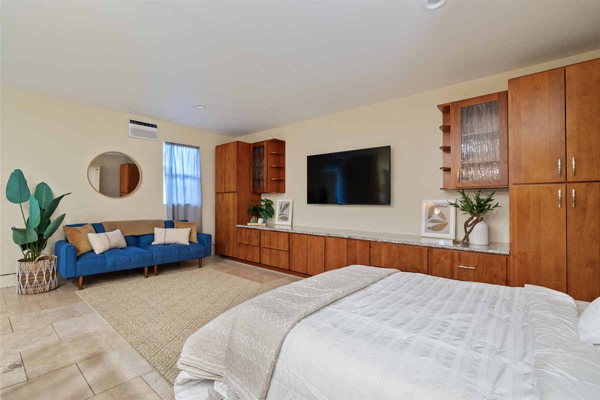 Ohana Studio living area