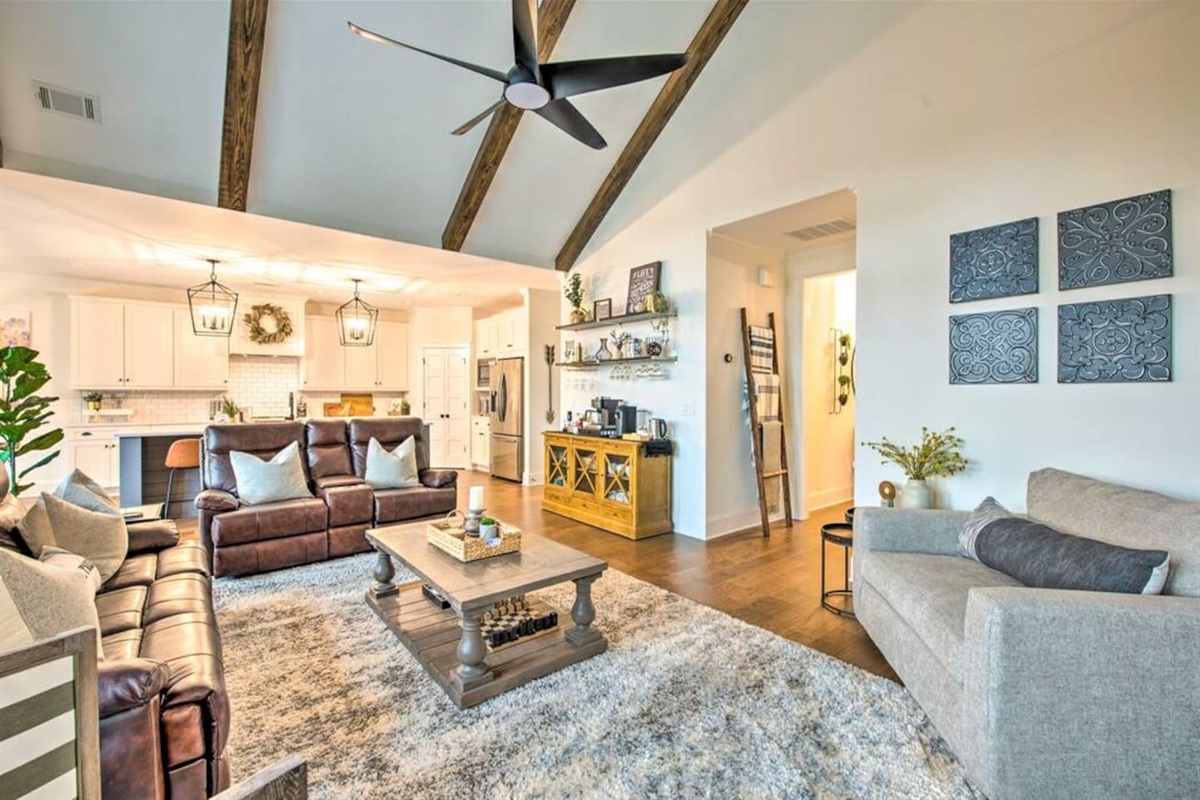 Open-Concept Living Room | Free WiFi