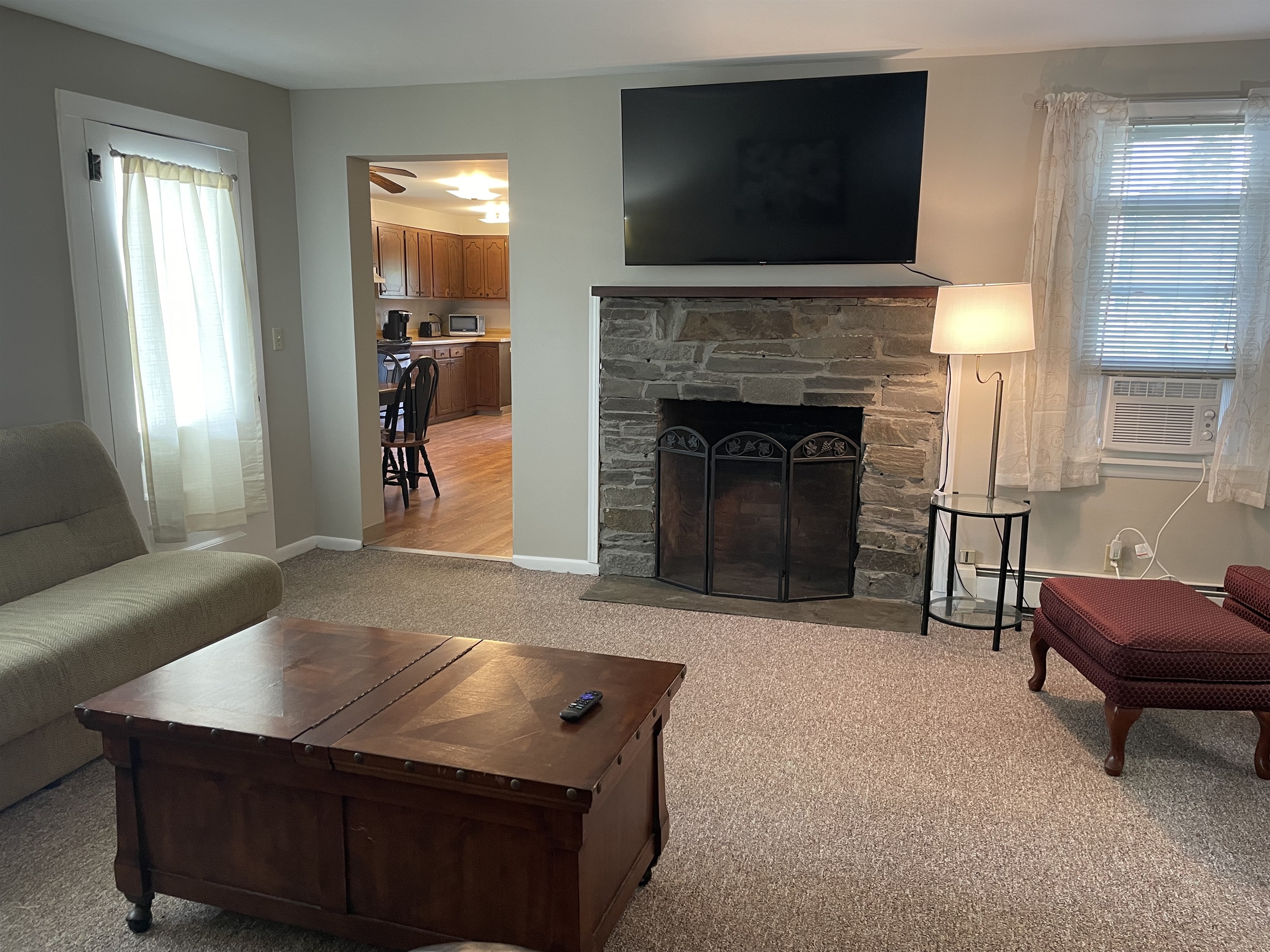 Attached apartment - living room