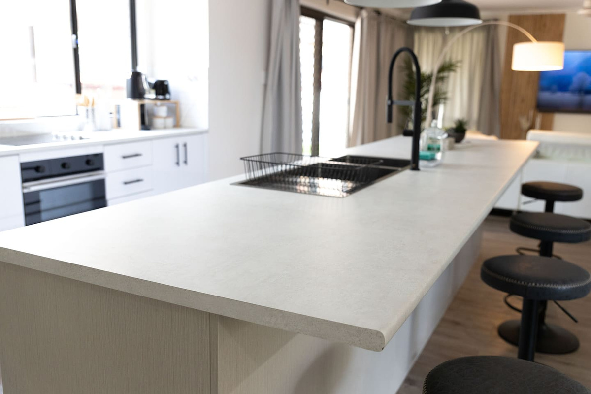 full kitchen