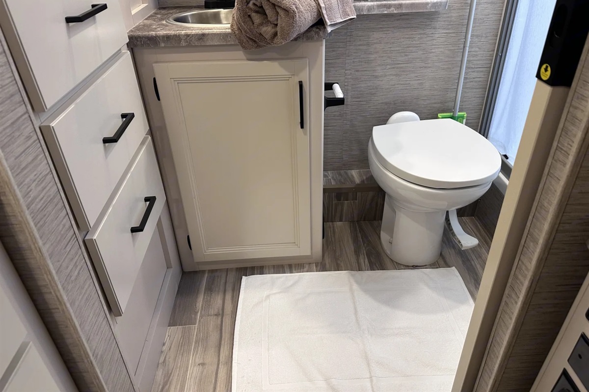 Bathroom with towels