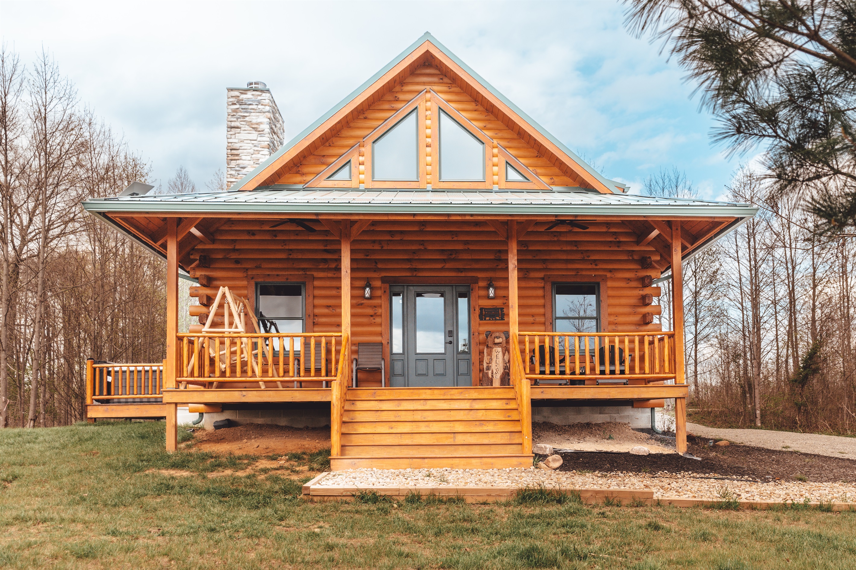 Brand new, true log cabin built in 2025.