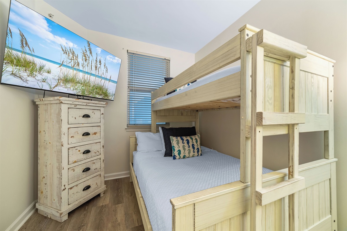 Bunk room with twin over double bed 