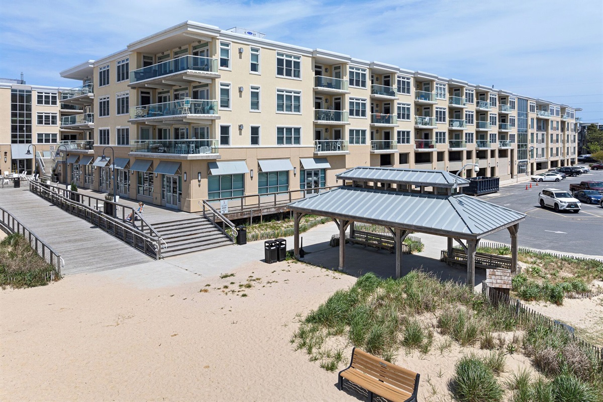 Bay beach and boardwalk