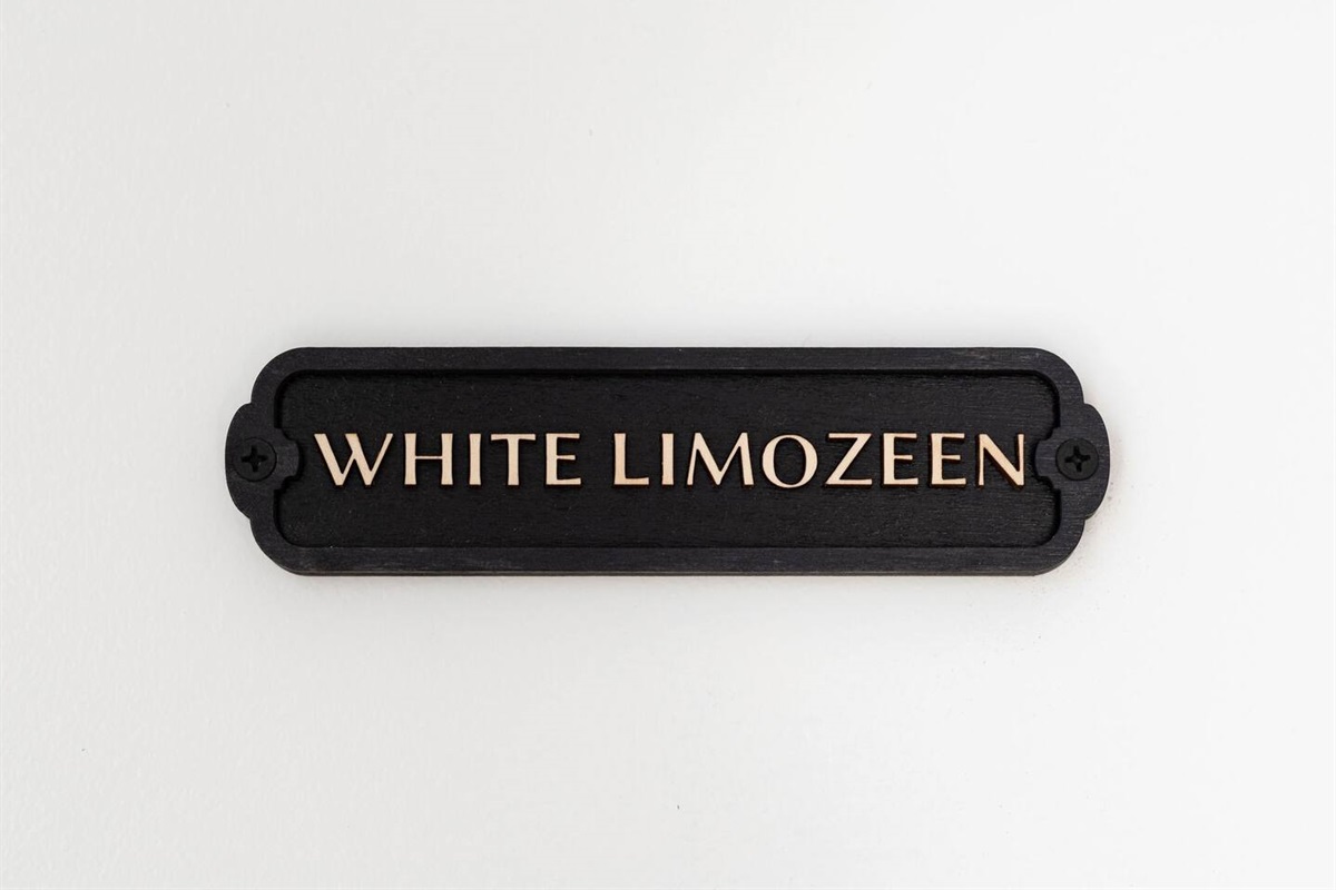 The Dolly House • 8BR • Skyline Views • 5min to DT The Dolly House