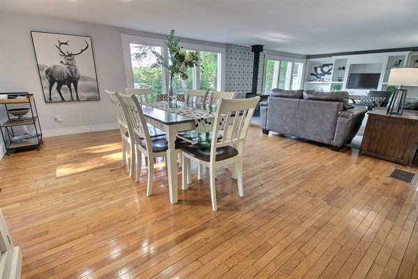 Dining Room - Main Floor