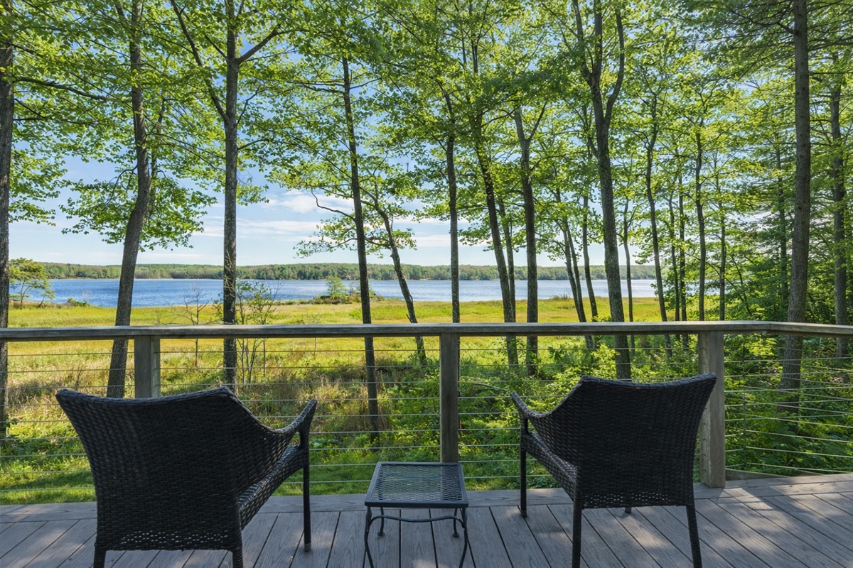 Enjoy evening cocktails on the deck while watching osprey and eagles 