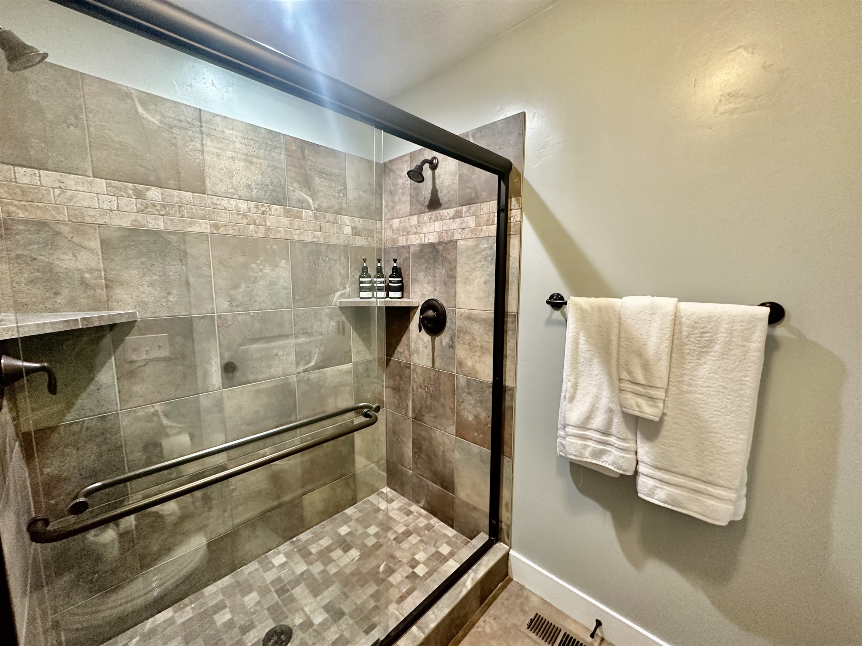 Suite Bath