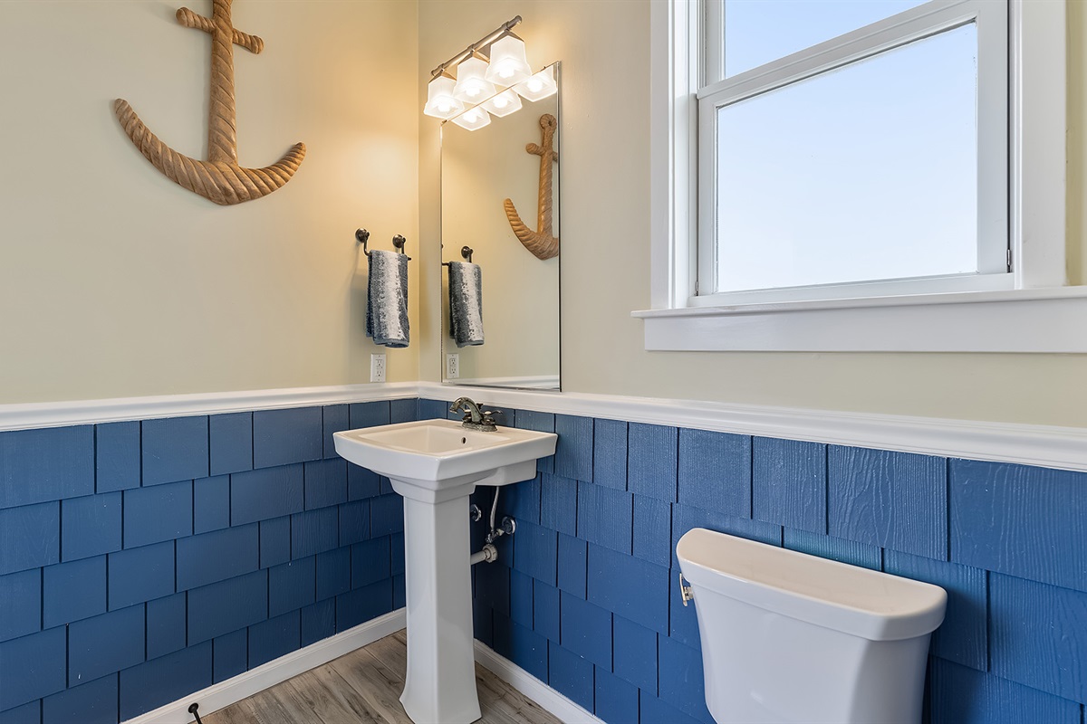 Half Bath #2: Access to the 1st floor via laundry room.