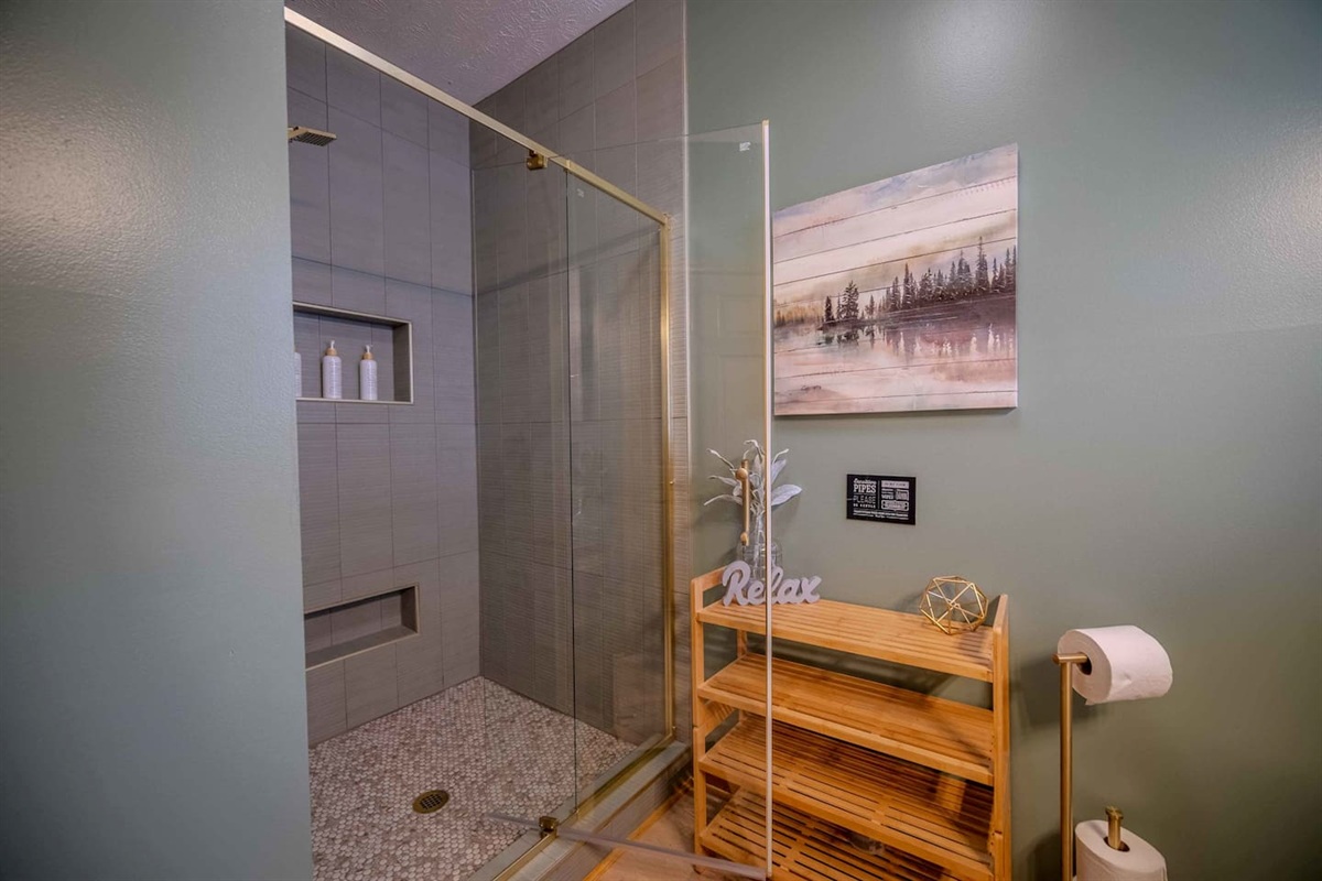 Master Bedroom Ensuite Full Bathroom