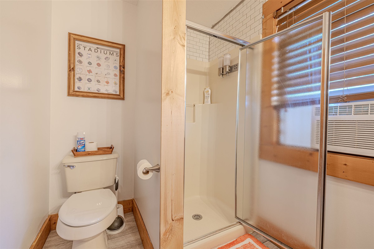 King bedroom ensuite