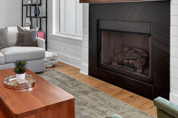 Living Room | On Beach Time | 6 30th Ave, Isle of Palms, SC | IOP Escapes