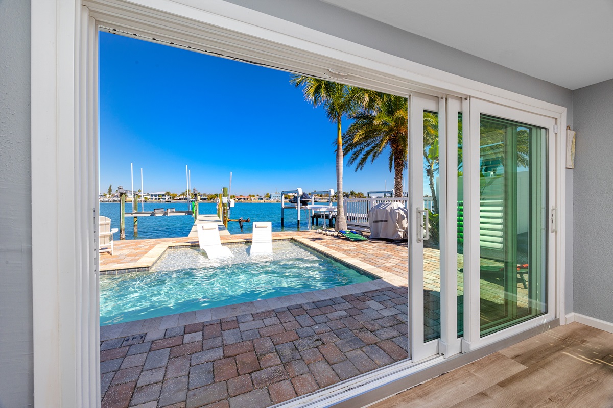 Living Room Opens Right up to the Pool!