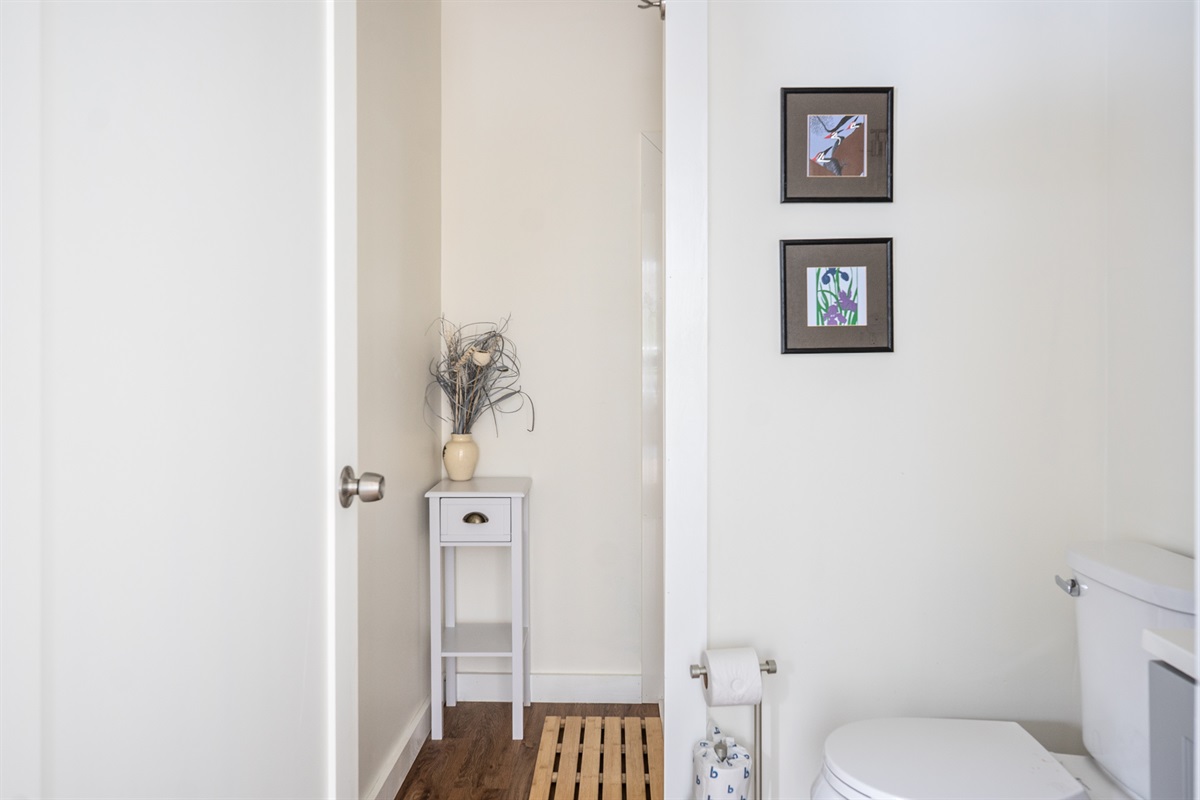 Back Bathroom - Shower