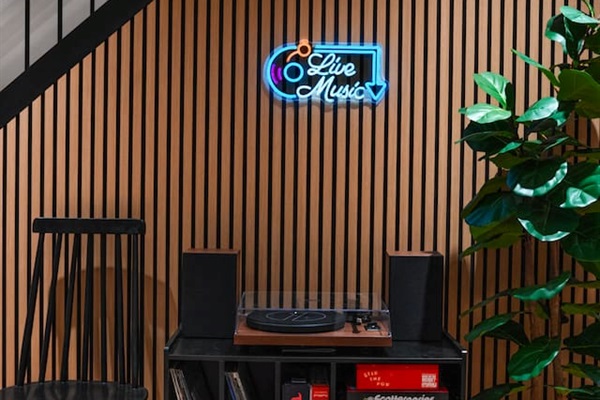 Basement games and record player