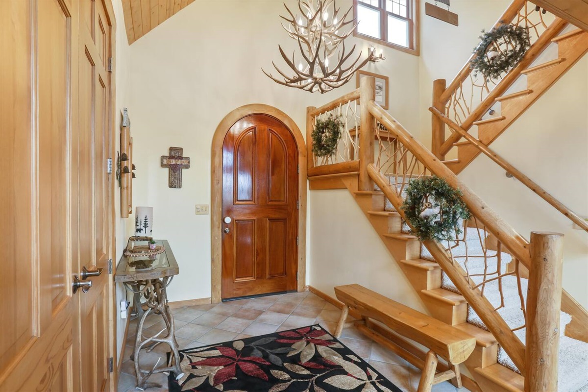 Main Level Entryway