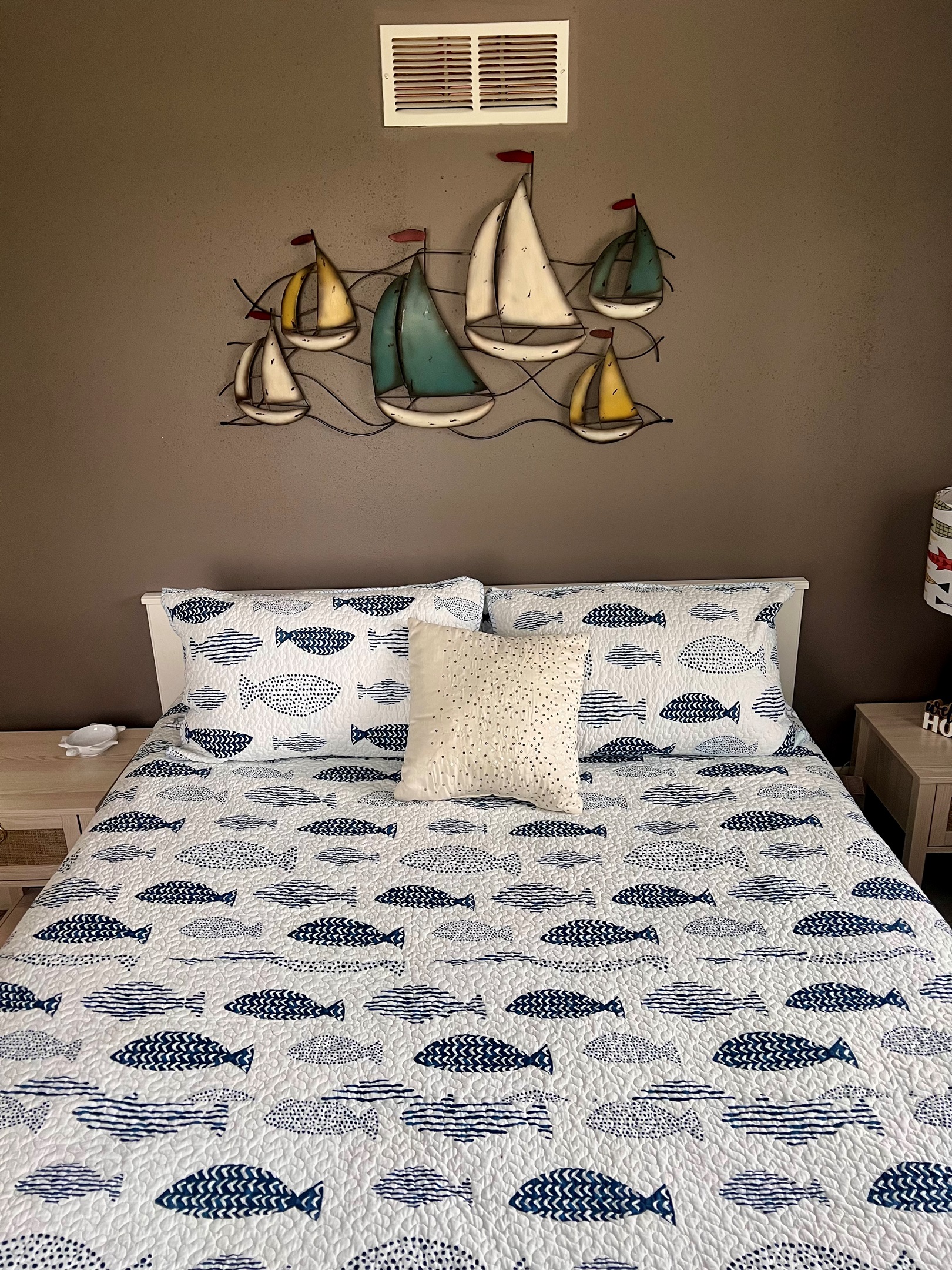 Queen bed