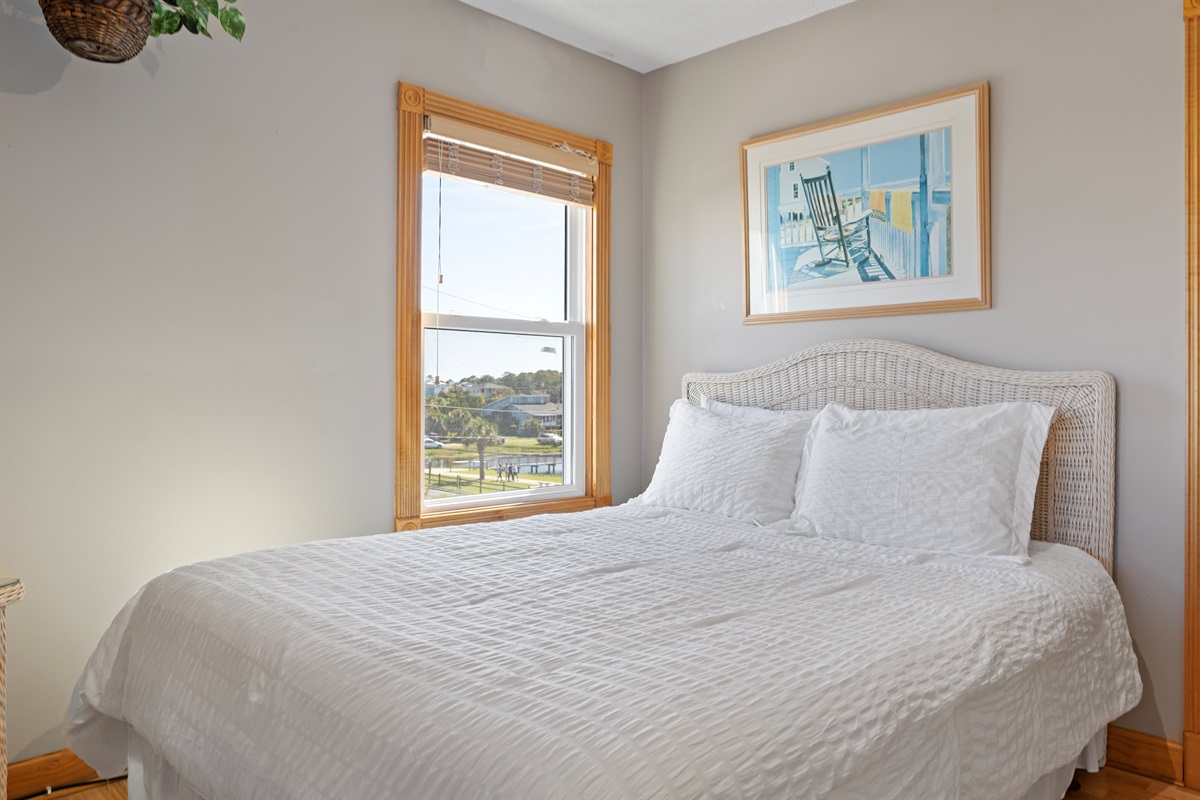 Bed linens provided
