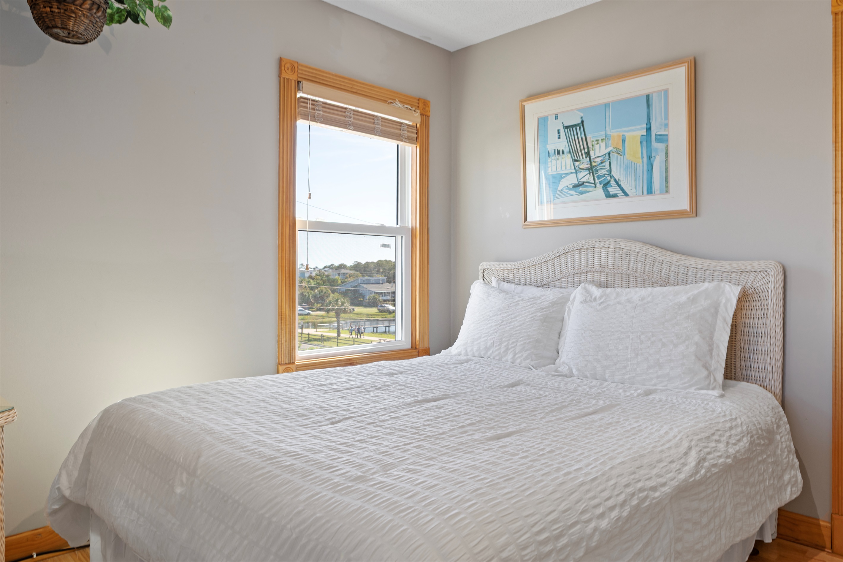 Bed linens provided