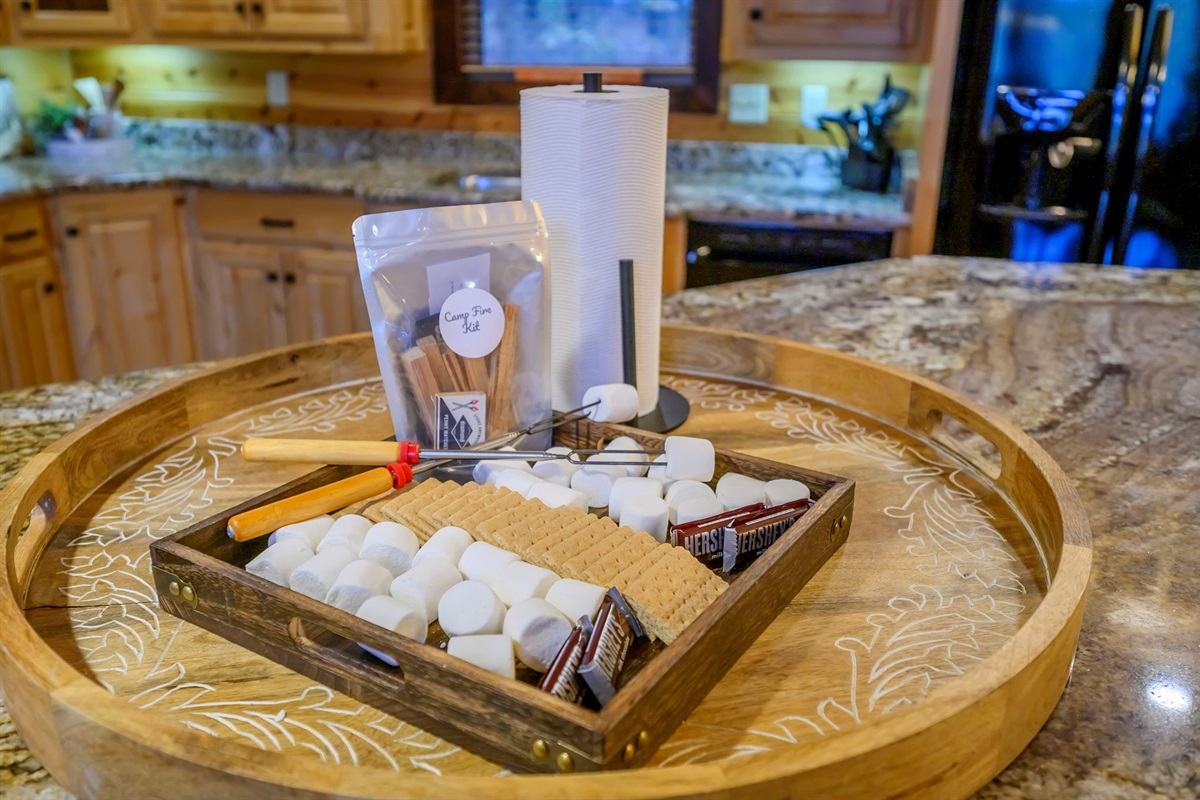 🔥 Sweet treats for unforgettable nights and camp fire starter kit