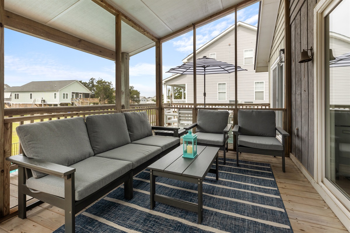 Hang out and enjoy the breeze with no bugs on the screened in rear deck.
