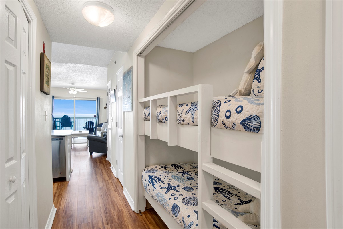 Bunk area with 2 full size twin beds 