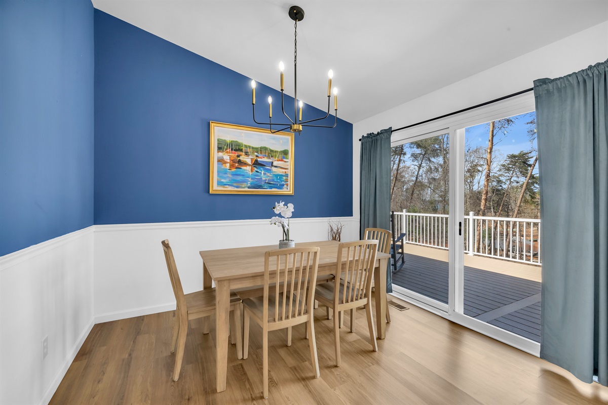 Dining Room with Seating for 6